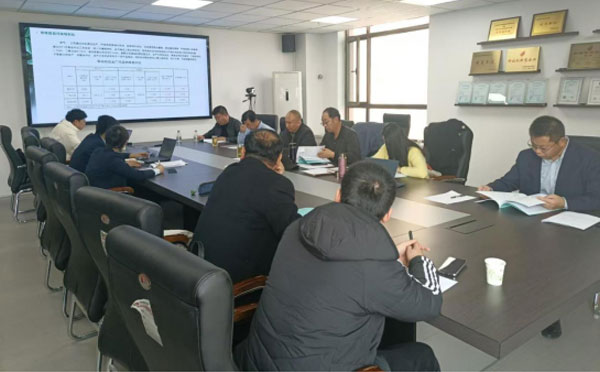 兰州众力工业材料有限公司及兰州腾达西铁窑街冶金有限公司清洁生产现场评审简讯